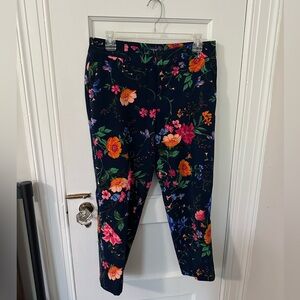 Old Navy Navy Floral Ankle Cropped Pants with Pink & Orange Flowers